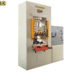 Máy ép tấm thuỷ lực YIHUI